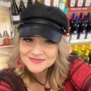 Meet your Posher, Marie